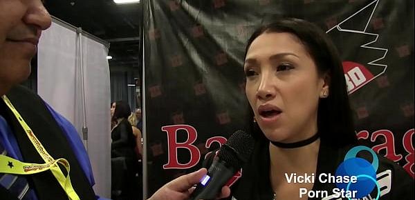  Vicki Chase Interview At Exxxotica NJ 2016